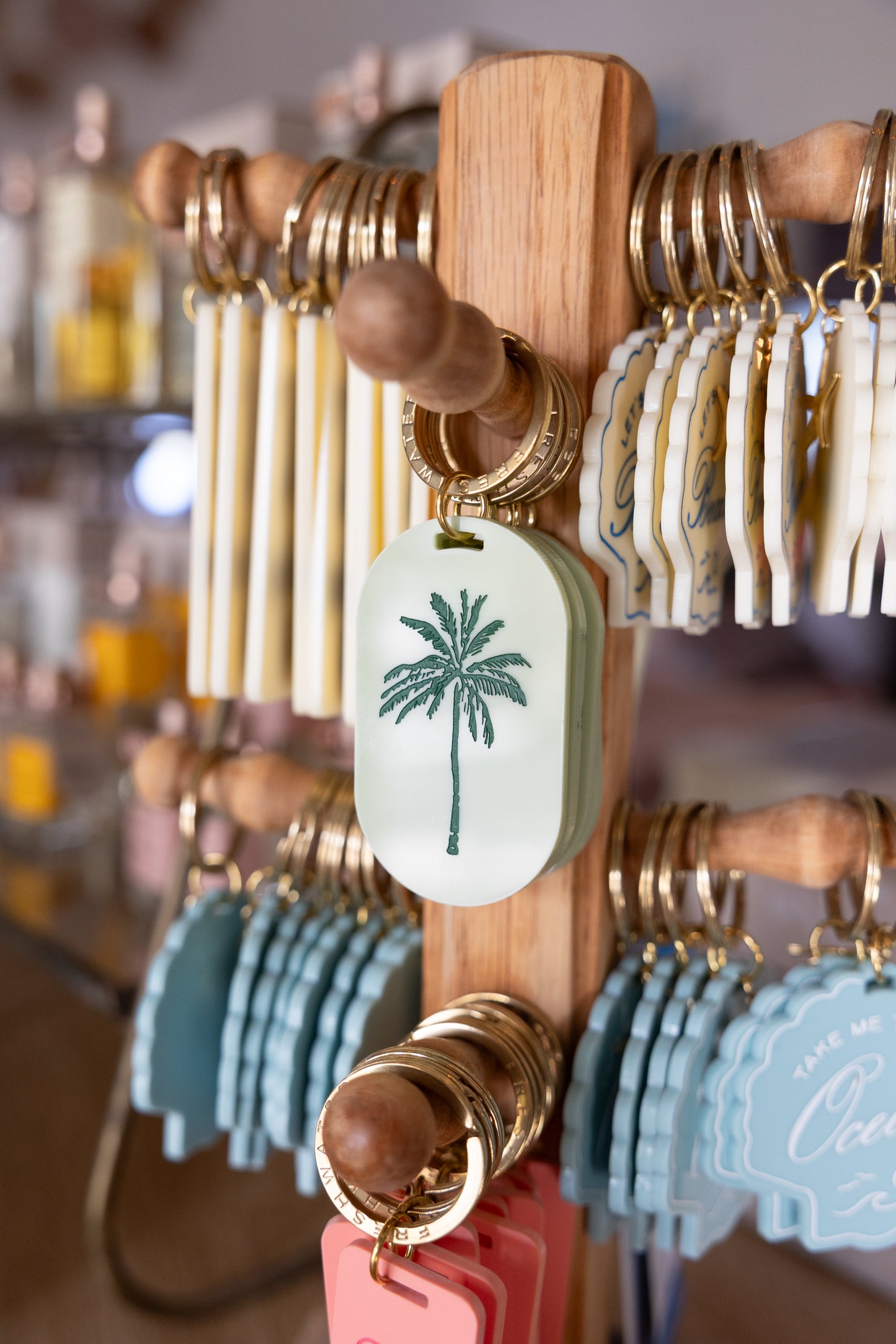 Palm Tree Icon Pill Keychain
