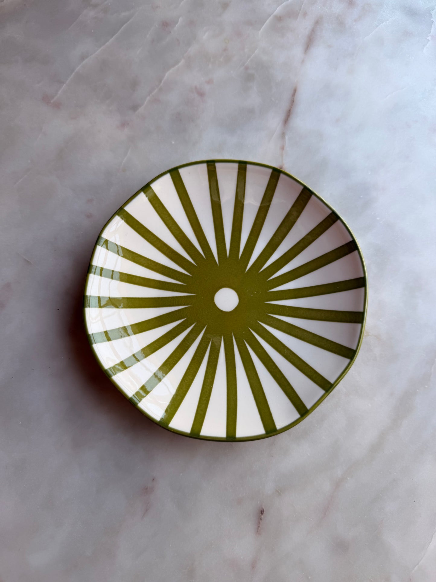 The Marley Appetizer Plates