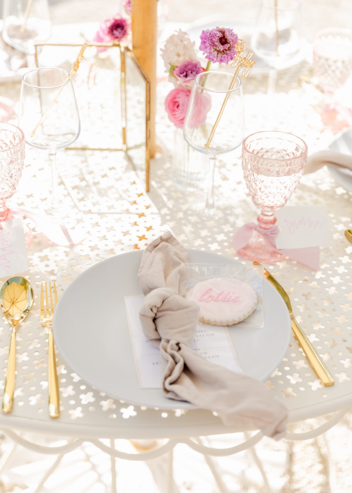 Handcrafted wedding details