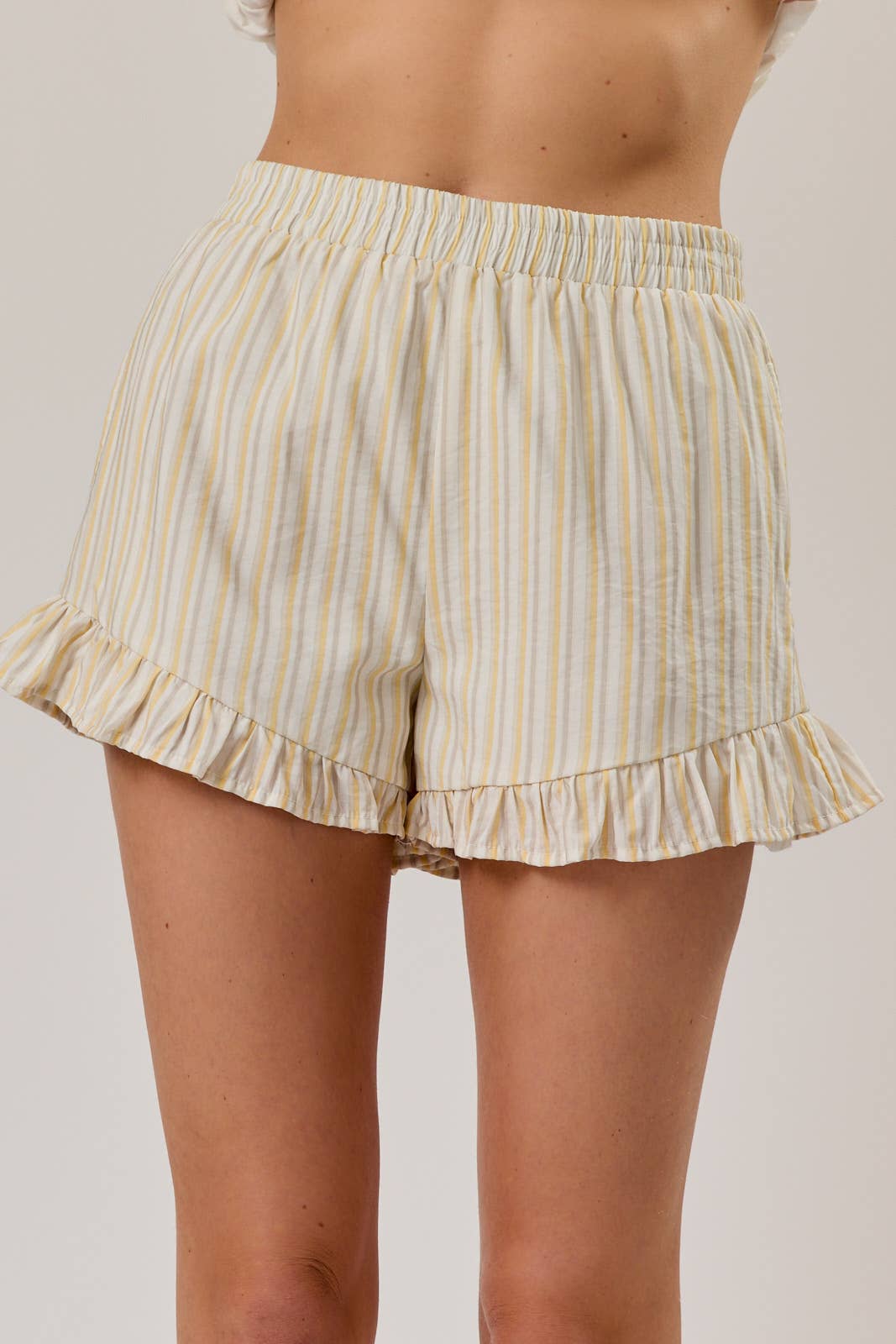 Sunny Ruffled Hem Shorts