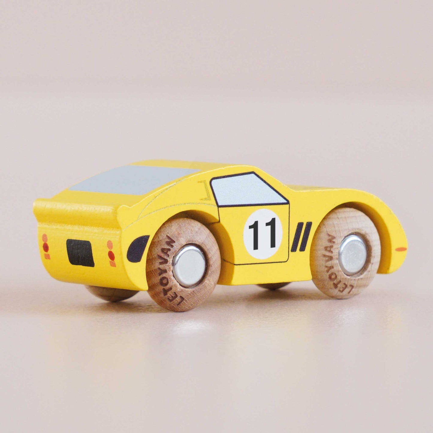 No. 24 GT135 Luca | Pre order Aug 2026