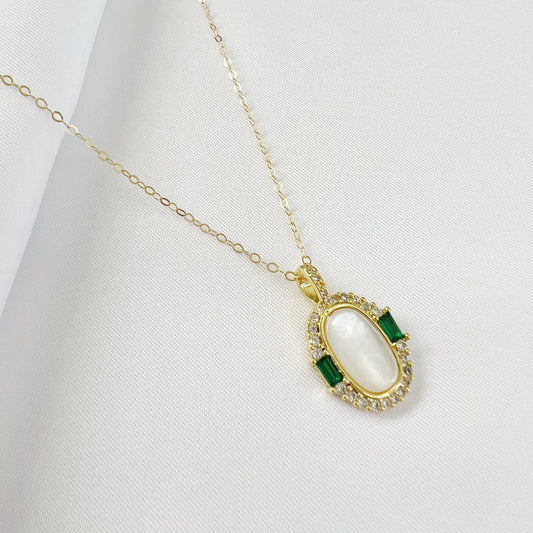 Emerald Bay Mother of Pearl Pendant