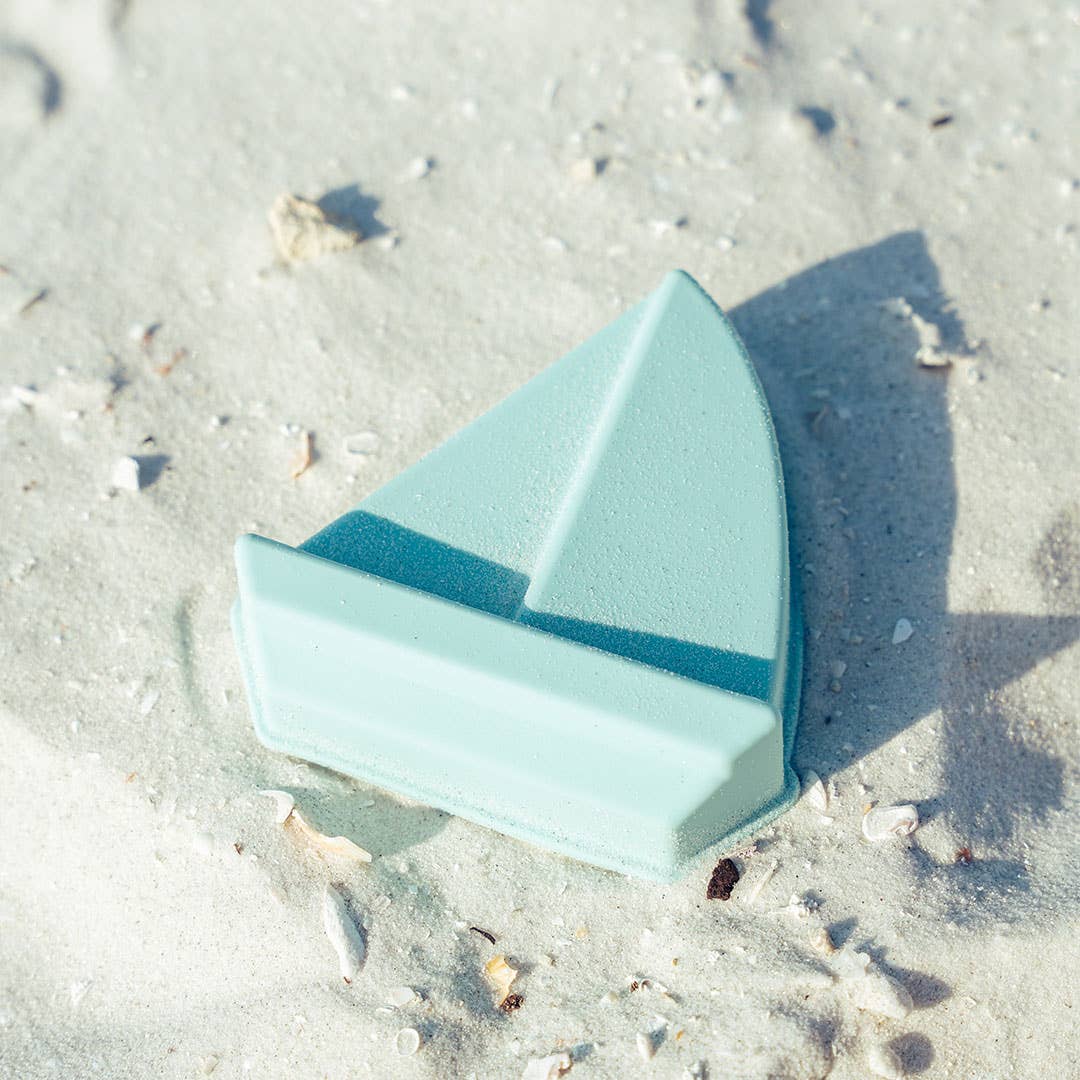 Silicone Beach Bucket and Sand Toys Set