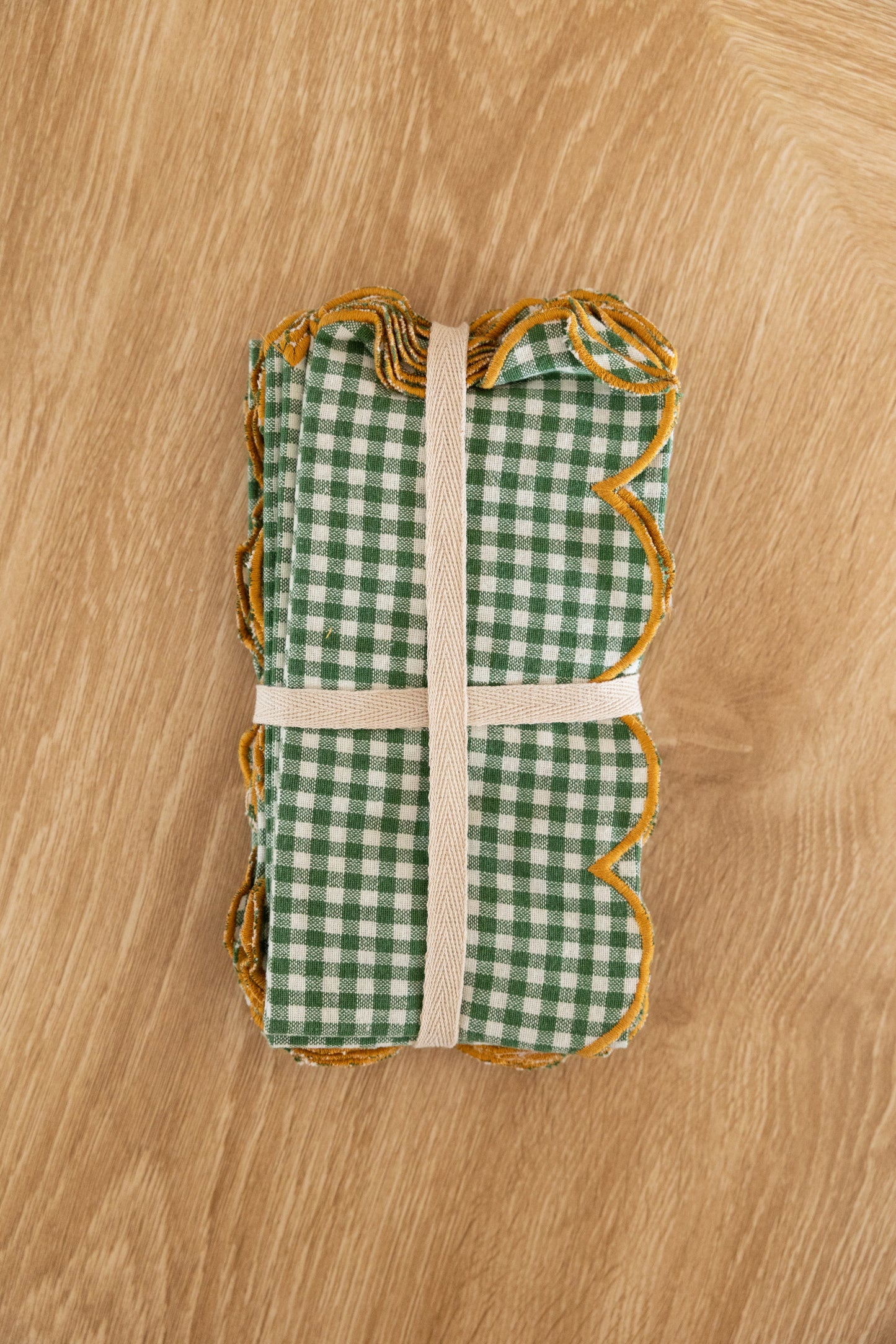 Green Scalloped Napkins with Golden Stitched Edges, Set of 4