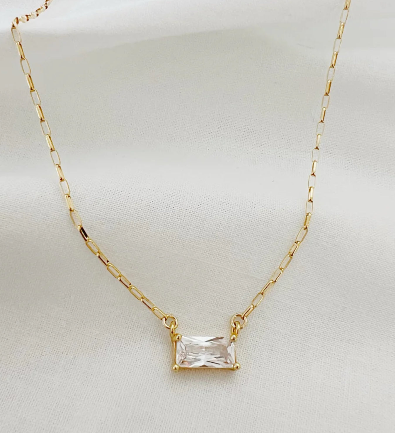 LEIGHTON NECKLACE