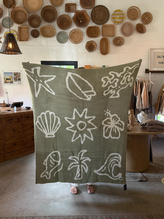Plush Throw Blanket in Seafoam