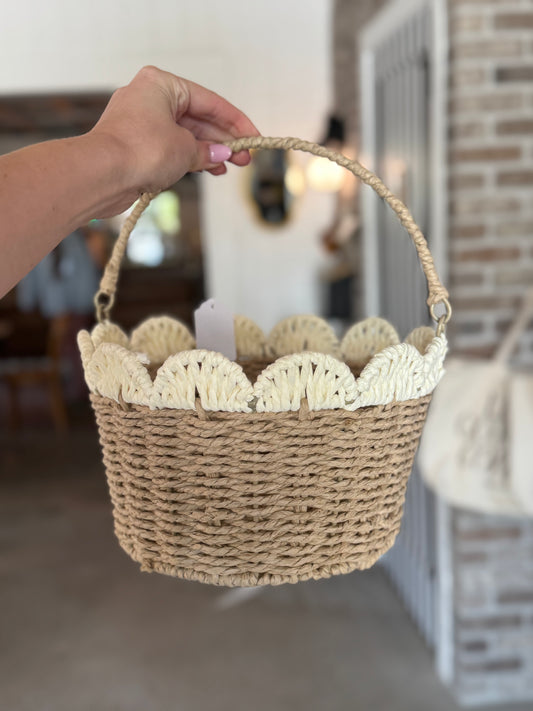 Scallop Edge Basket – Medium