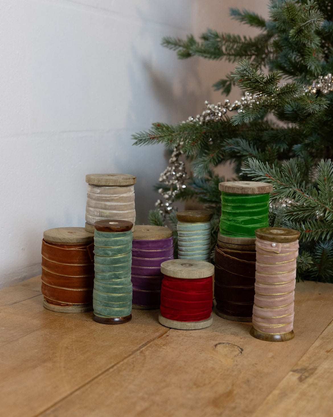 Holiday Velvet Ribbon, 16 Colors