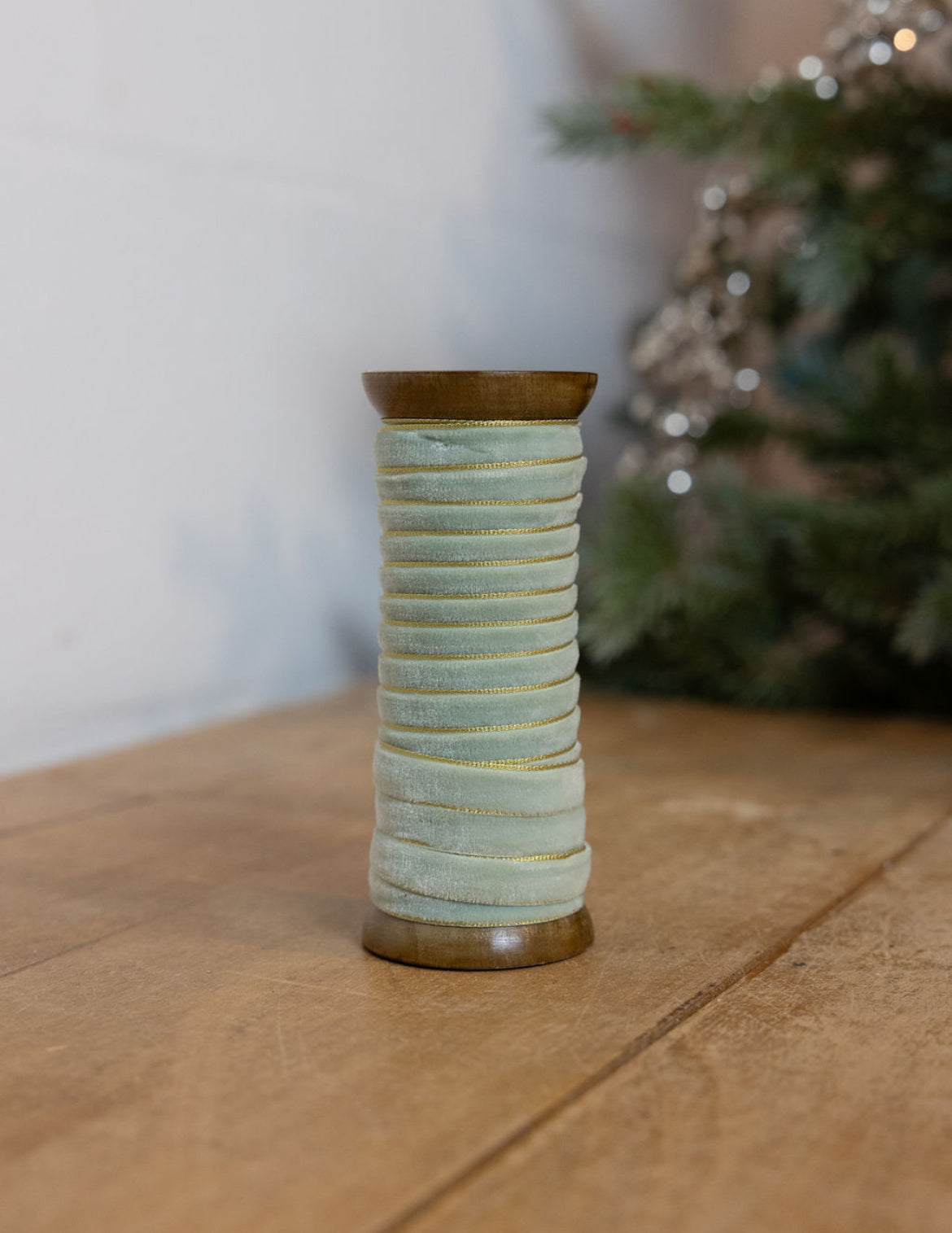 Holiday Velvet Ribbon, 16 Colors