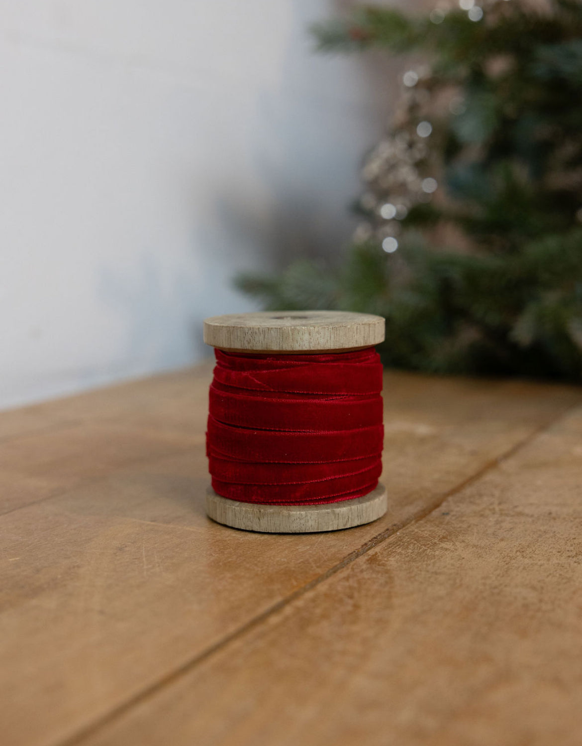 Holiday Velvet Ribbon, 16 Colors