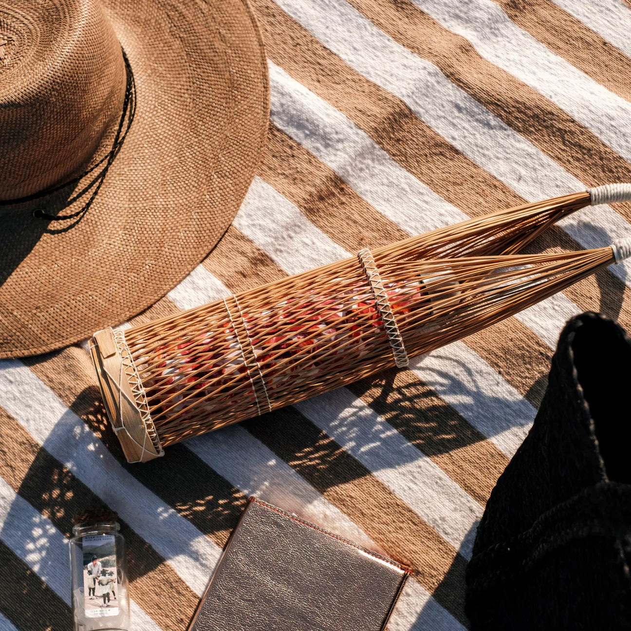 Julieta Bamboo Bottle Carrier
